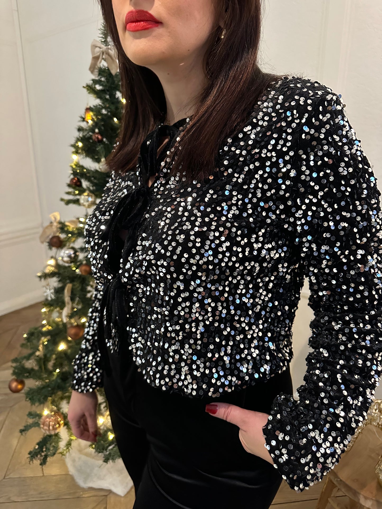 Top à nouer à sequins